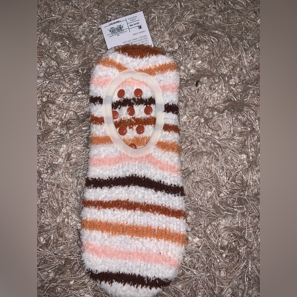 Bear Slipper Socks - White and Brown - 2 pack NWT - Picture 2 of 2